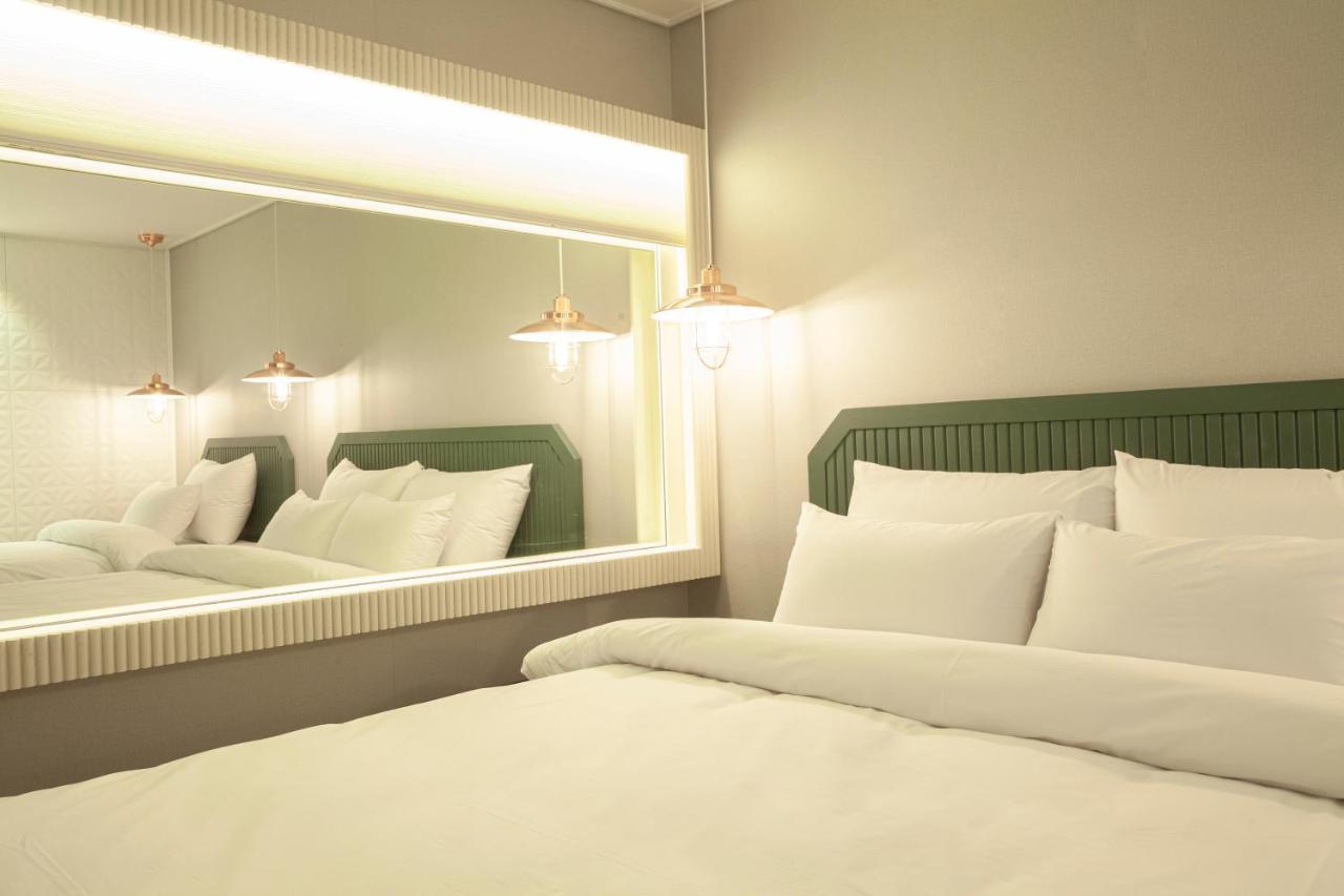 Gwangju Metropolitan City Sinan Equelim Hotel מראה חיצוני תמונה